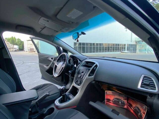 Опель Астра 2012 в Одессе на Automoto.ua Синий Опель Астра, объемом двигателя 1.2 л и пробегом 260 тыс. км за 6500 $, фото 8 на Automoto.ua