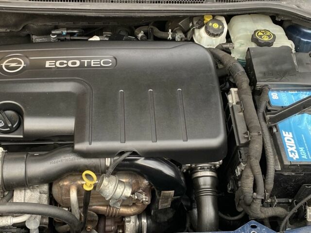 Синий Опель Астра, объемом двигателя 1.7 л и пробегом 274 тыс. км за 7300 $, фото 9 на Automoto.ua