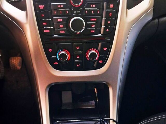 Синий Опель Астра, объемом двигателя 1.2 л и пробегом 260 тыс. км за 6500 $, фото 10 на Automoto.ua