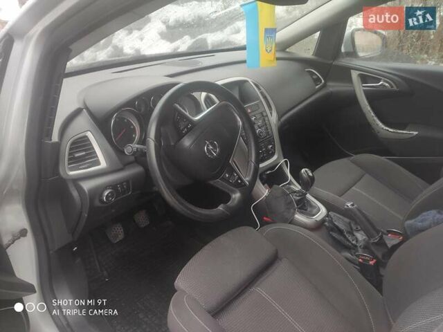 Синий Опель Астра, объемом двигателя 1.7 л и пробегом 280 тыс. км за 7150 $, фото 5 на Automoto.ua