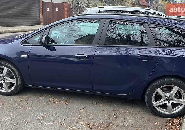 Синий Опель Астра, объемом двигателя 1.69 л и пробегом 250 тыс. км за 7500 $, фото 18 на Automoto.ua