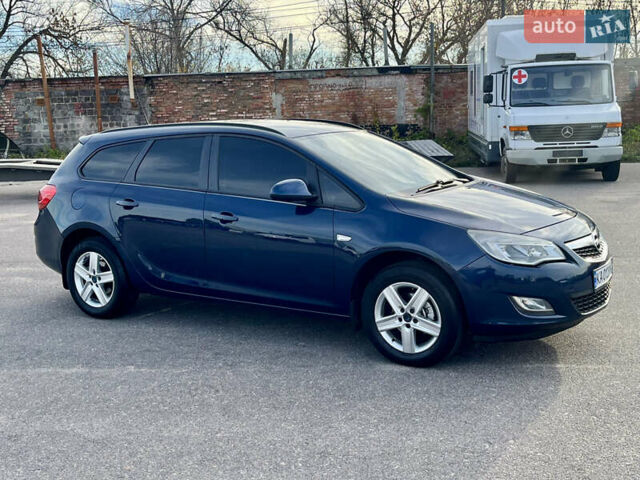 Синій Опель Астра, об'ємом двигуна 1.3 л та пробігом 233 тис. км за 5900 $, фото 2 на Automoto.ua