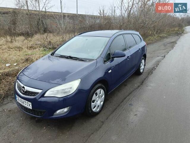 Синий Опель Астра, объемом двигателя 1.69 л и пробегом 287 тыс. км за 7500 $, фото 5 на Automoto.ua