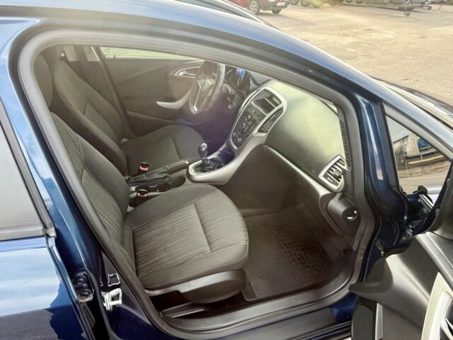 Синий Опель Астра, объемом двигателя 1.2 л и пробегом 233 тыс. км за 5900 $, фото 13 на Automoto.ua