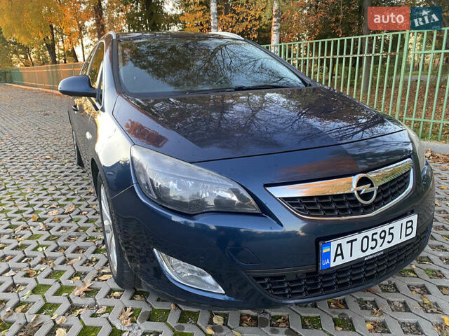 Синий Опель Астра, объемом двигателя 1.69 л и пробегом 256 тыс. км за 6700 $, фото 3 на Automoto.ua