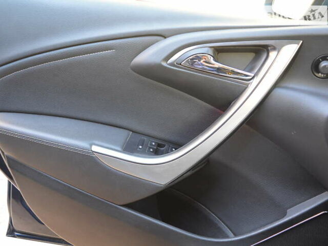 Синий Опель Астра, объемом двигателя 1.3 л и пробегом 215 тыс. км за 7300 $, фото 41 на Automoto.ua