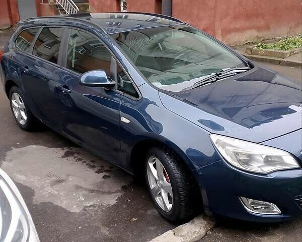 Синий Опель Астра, объемом двигателя 1.4 л и пробегом 300 тыс. км за 5900 $, фото 2 на Automoto.ua