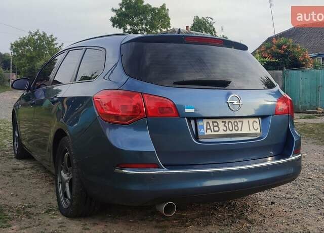Опель Астра 2012 в Виннице на Automoto.ua Синий Опель Астра, объемом двигателя 1.3 л и пробегом 255 тыс. км за 6000 $, фото 4 на Automoto.ua