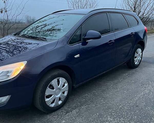 Синий Опель Астра, объемом двигателя 1.3 л и пробегом 248 тыс. км за 6800 $, фото 1 на Automoto.ua