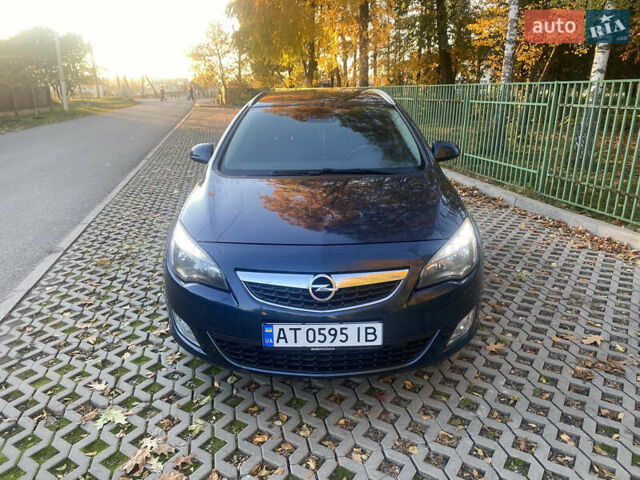 Синий Опель Астра, объемом двигателя 1.69 л и пробегом 256 тыс. км за 6700 $, фото 6 на Automoto.ua