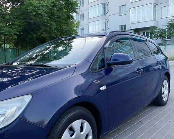 Синий Опель Астра, объемом двигателя 1.3 л и пробегом 260 тыс. км за 6400 $, фото 2 на Automoto.ua