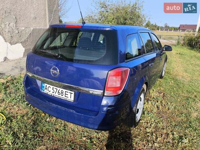 Синий Опель Астра, объемом двигателя 1.7 л и пробегом 270 тыс. км за 6400 $, фото 3 на Automoto.ua