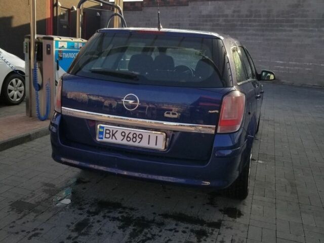 Синий Опель Астра, объемом двигателя 1.7 л и пробегом 280 тыс. км за 4450 $, фото 3 на Automoto.ua