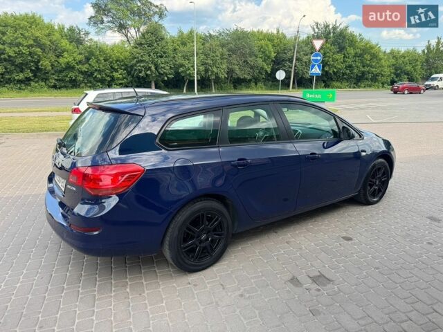 Синий Опель Астра, объемом двигателя 1.3 л и пробегом 250 тыс. км за 5750 $, фото 12 на Automoto.ua