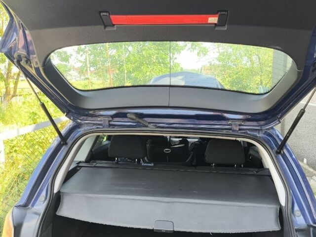 Синий Опель Астра, объемом двигателя 1.7 л и пробегом 270 тыс. км за 5500 $, фото 8 на Automoto.ua