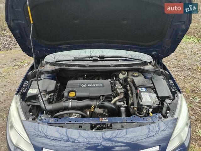 Синий Опель Астра, объемом двигателя 1.69 л и пробегом 287 тыс. км за 7500 $, фото 12 на Automoto.ua