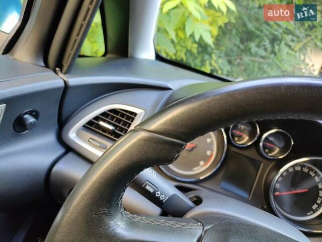 Синий Опель Астра, объемом двигателя 1.25 л и пробегом 225 тыс. км за 8700 $, фото 32 на Automoto.ua