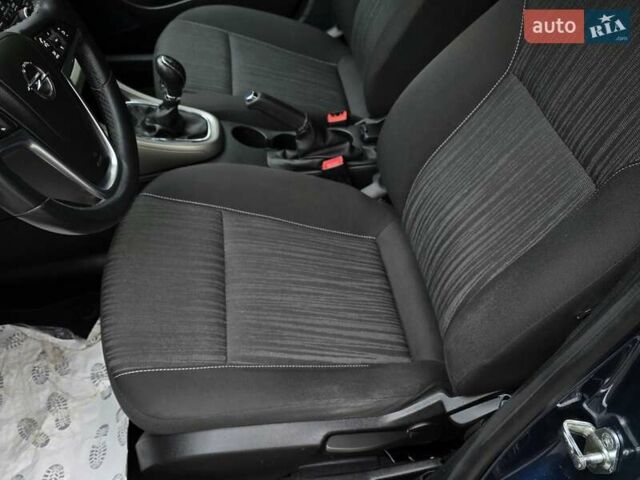 Синій Опель Астра, об'ємом двигуна 1.3 л та пробігом 227 тис. км за 5999 $, фото 21 на Automoto.ua