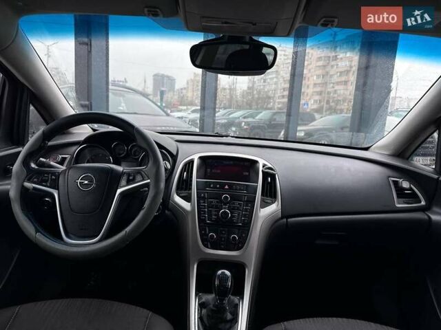 Синий Опель Астра, объемом двигателя 1.69 л и пробегом 317 тыс. км за 6290 $, фото 12 на Automoto.ua