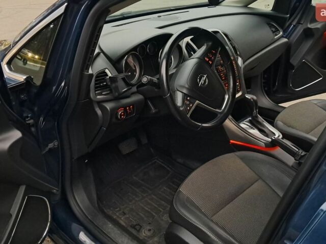 Синій Опель Астра, об'ємом двигуна 1.36 л та пробігом 225 тис. км за 5800 $, фото 6 на Automoto.ua