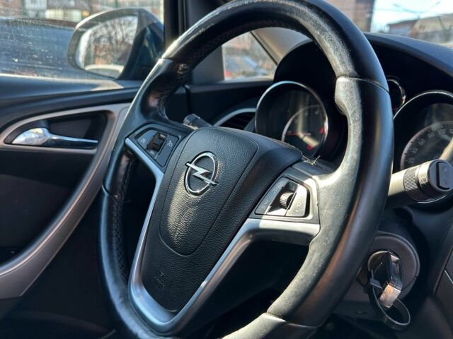 Синий Опель Астра, объемом двигателя 1.4 л и пробегом 206 тыс. км за 7900 $, фото 15 на Automoto.ua