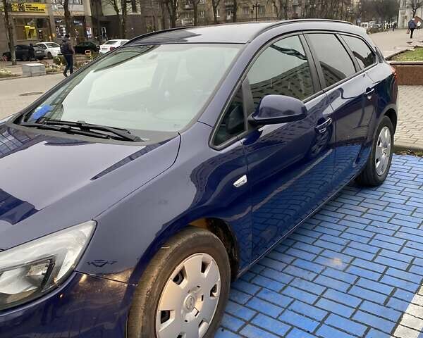 Синий Опель Астра, объемом двигателя 1.25 л и пробегом 177 тыс. км за 6800 $, фото 6 на Automoto.ua