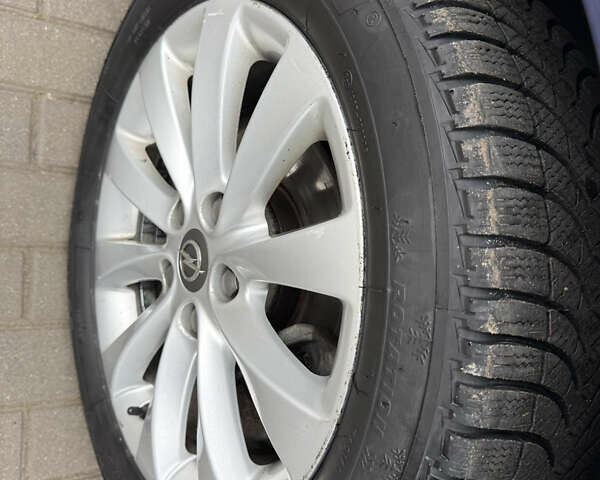 Синий Опель Астра, объемом двигателя 1.7 л и пробегом 230 тыс. км за 7999 $, фото 35 на Automoto.ua