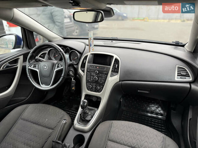 Синий Опель Астра, объемом двигателя 1.7 л и пробегом 230 тыс. км за 7999 $, фото 23 на Automoto.ua