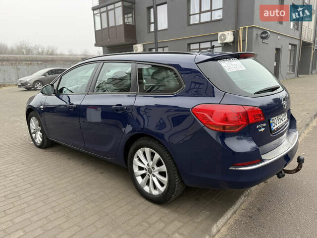 Синий Опель Астра, объемом двигателя 1.7 л и пробегом 230 тыс. км за 7999 $, фото 5 на Automoto.ua