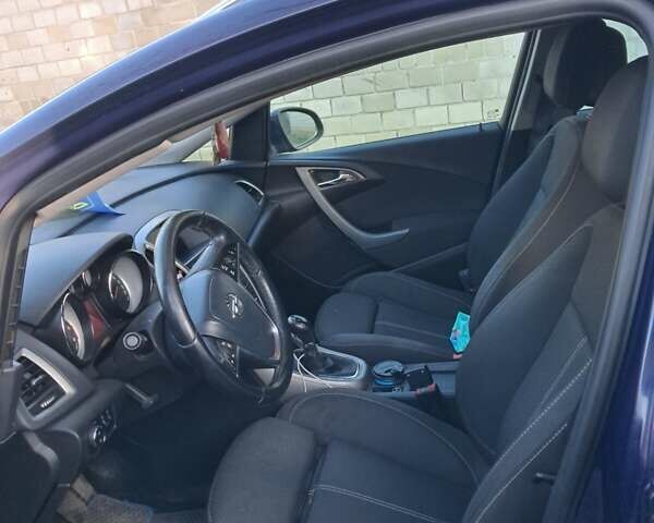 Синий Опель Астра, объемом двигателя 1.69 л и пробегом 270 тыс. км за 6700 $, фото 5 на Automoto.ua