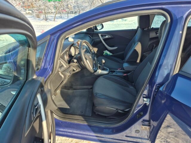 Синій Опель Астра, об'ємом двигуна 1.3 л та пробігом 185 тис. км за 8800 $, фото 4 на Automoto.ua