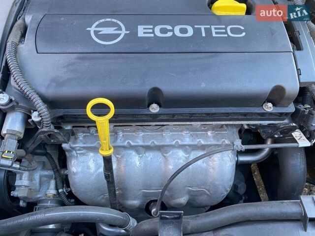 Синий Опель Астра, объемом двигателя 1.6 л и пробегом 38 тыс. км за 9200 $, фото 50 на Automoto.ua