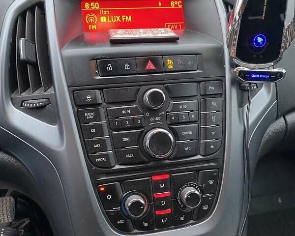 Синий Опель Астра, объемом двигателя 1.25 л и пробегом 177 тыс. км за 6800 $, фото 12 на Automoto.ua