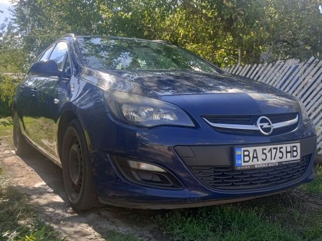 Опель Астра 2013 в Александрие на Automoto.ua Синий Опель Астра, объемом двигателя 1.2 л и пробегом 258 тыс. км за 6999 $, фото 7 на Automoto.ua