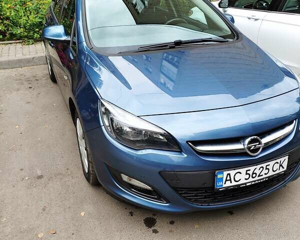 Опель Астра 2014 в Луцке на Automoto.ua Синий Опель Астра, объемом двигателя 1.7 л и пробегом 150 тыс. км за 8450 $, фото 2 на Automoto.ua