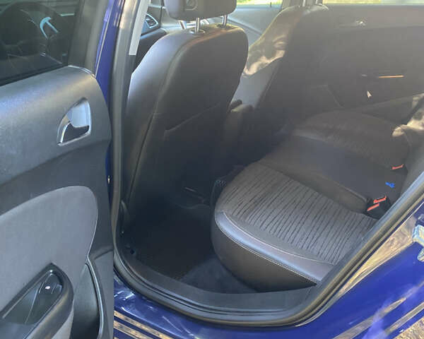 Синий Опель Астра, объемом двигателя 1.69 л и пробегом 270 тыс. км за 8700 $, фото 8 на Automoto.ua