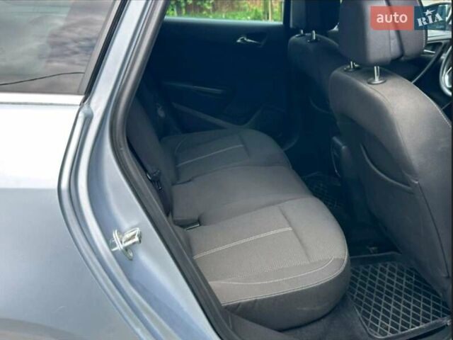 Синий Опель Астра, объемом двигателя 1.6 л и пробегом 169 тыс. км за 8200 $, фото 13 на Automoto.ua