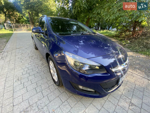 Синий Опель Астра, объемом двигателя 1.69 л и пробегом 270 тыс. км за 8700 $, фото 1 на Automoto.ua