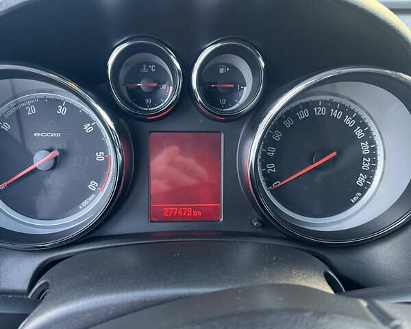 Синій Опель Астра, об'ємом двигуна 1.69 л та пробігом 275 тис. км за 7500 $, фото 13 на Automoto.ua