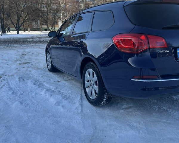 Синій Опель Астра, об'ємом двигуна 1.69 л та пробігом 275 тис. км за 7500 $, фото 4 на Automoto.ua