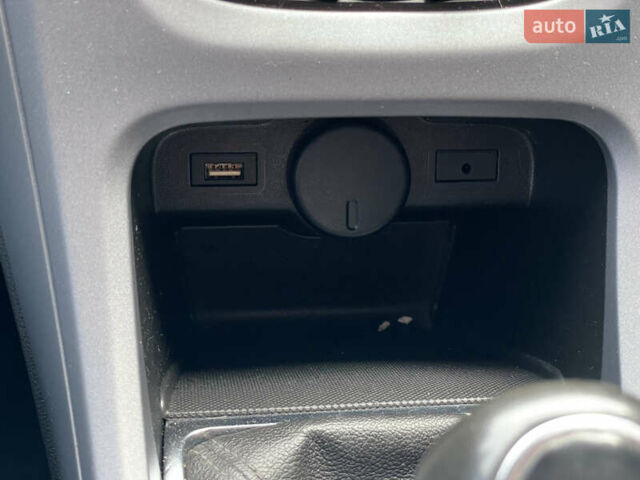 Опель Астра 2015 в Бердичеве на Automoto.ua Синий Опель Астра, объемом двигателя 1.6 л и пробегом 279 тыс. км за 8555 $, фото 47 на Automoto.ua