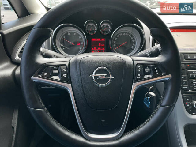 Опель Астра 2015 в Бердичеве на Automoto.ua Синий Опель Астра, объемом двигателя 1.6 л и пробегом 279 тыс. км за 8555 $, фото 40 на Automoto.ua