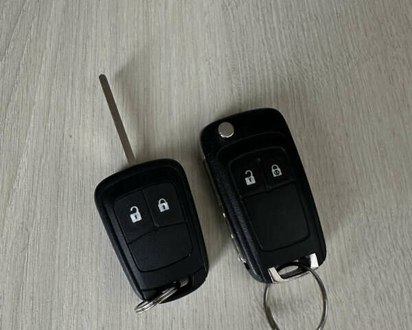 Синий Опель Астра, объемом двигателя 1.6 л и пробегом 193 тыс. км за 8500 $, фото 59 на Automoto.ua