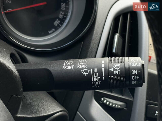 Опель Астра 2015 в Бердичеве на Automoto.ua Синий Опель Астра, объемом двигателя 1.6 л и пробегом 279 тыс. км за 8555 $, фото 44 на Automoto.ua