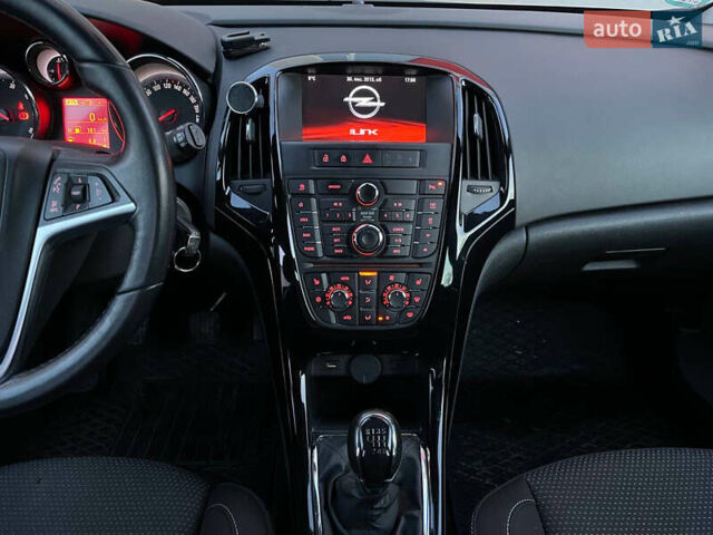 Синий Опель Астра, объемом двигателя 1.6 л и пробегом 193 тыс. км за 8500 $, фото 15 на Automoto.ua