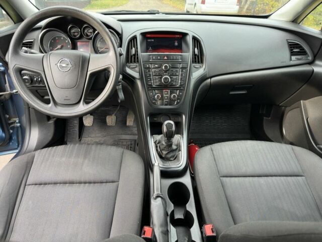 Опель Астра 2015 в Львове на Automoto.ua Синий Опель Астра, объемом двигателя 1.6 л и пробегом 256 тыс. км за 4300 $, фото 15 на Automoto.ua