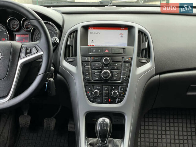 Опель Астра 2015 в Бердичеве на Automoto.ua Синий Опель Астра, объемом двигателя 1.6 л и пробегом 279 тыс. км за 8555 $, фото 36 на Automoto.ua