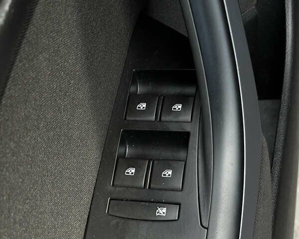 Опель Астра 2015 в Бердичеве на Automoto.ua Синий Опель Астра, объемом двигателя 1.6 л и пробегом 279 тыс. км за 8555 $, фото 38 на Automoto.ua