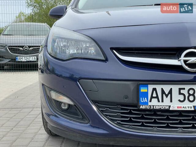Опель Астра 2015 в Бердичеве на Automoto.ua Синий Опель Астра, объемом двигателя 1.6 л и пробегом 279 тыс. км за 8555 $, фото 6 на Automoto.ua
