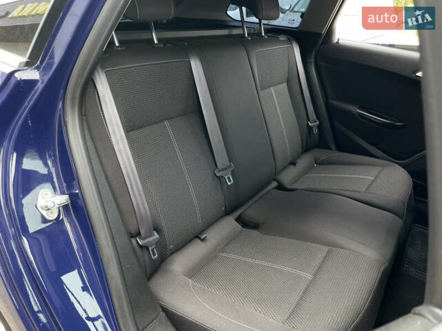 Опель Астра 2015 в Бердичеве на Automoto.ua Синий Опель Астра, объемом двигателя 1.6 л и пробегом 279 тыс. км за 8555 $, фото 31 на Automoto.ua